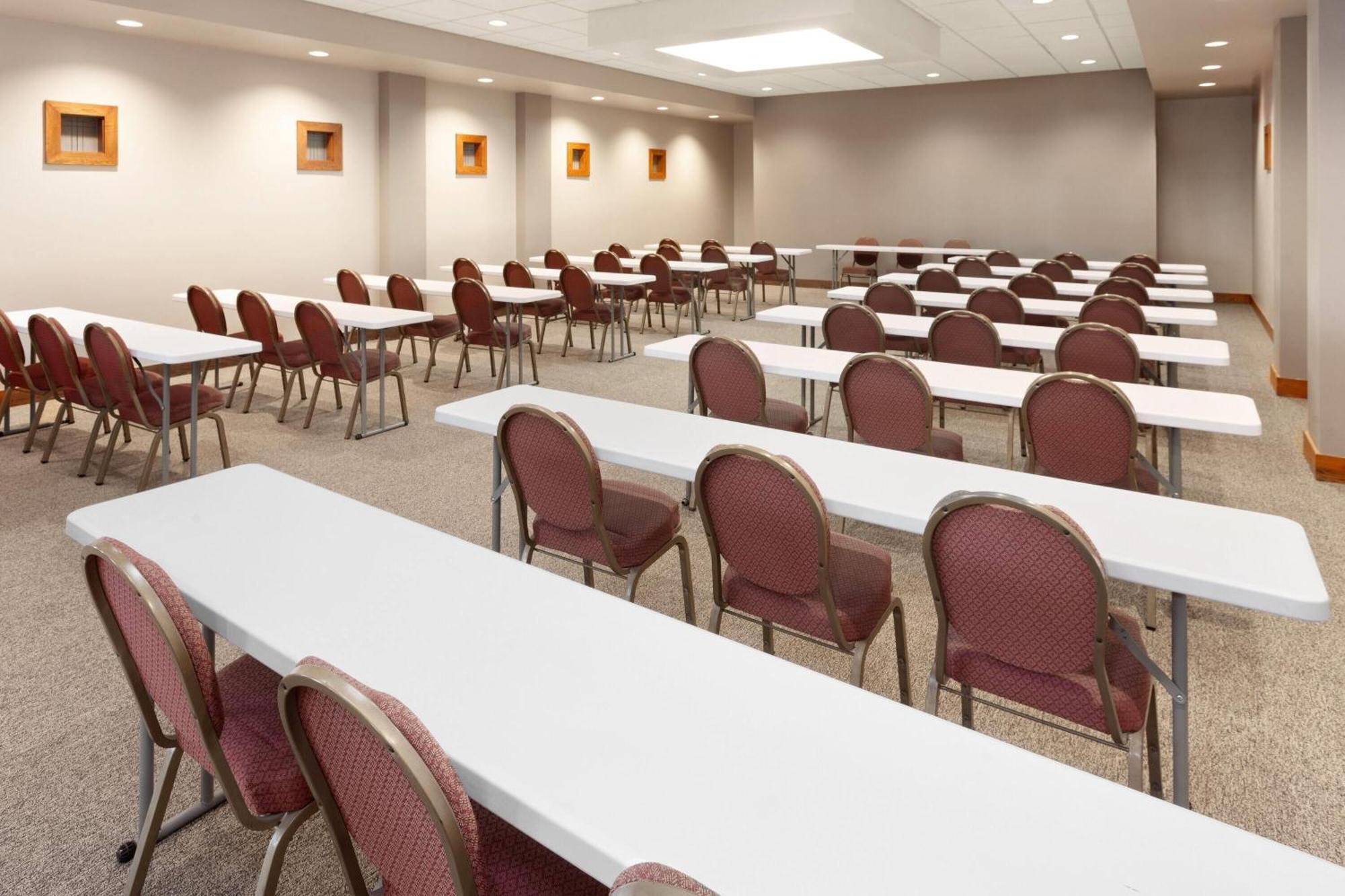 Ramada By Wyndham Milwaukee Hotel Luaran gambar