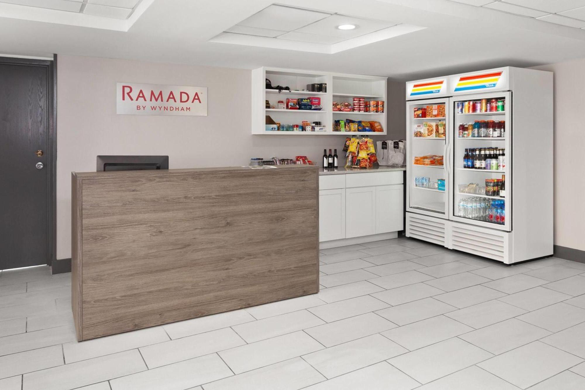 Ramada By Wyndham Milwaukee Hotel Luaran gambar